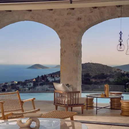 וילה Thalia, A Joyful Serenity Unmasked *