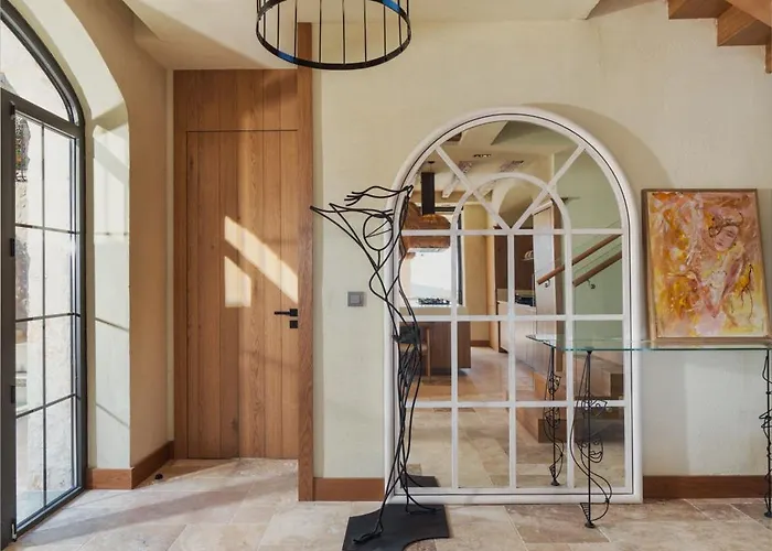 Villa Thalia, A Joyful Serenity Unmasked *