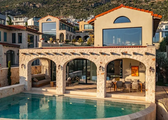 Villa Thalia, A Joyful Serenity Unmasked